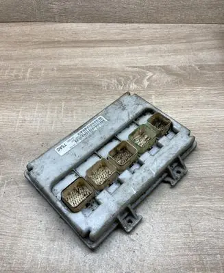 Chrysler Voyager Central body control module P04748075AC 04748075AC