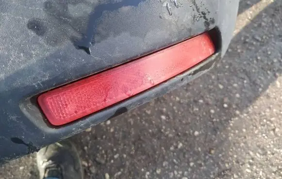 Rear tail light reflector