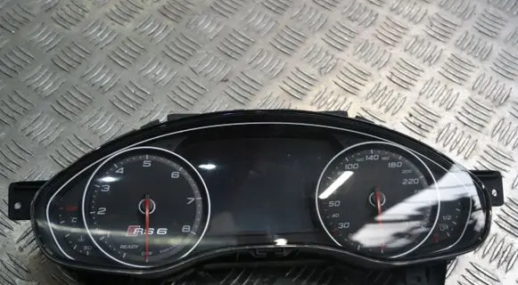 Audi RS6 C7 Speedometer (instrument cluster) 4G0920931Q