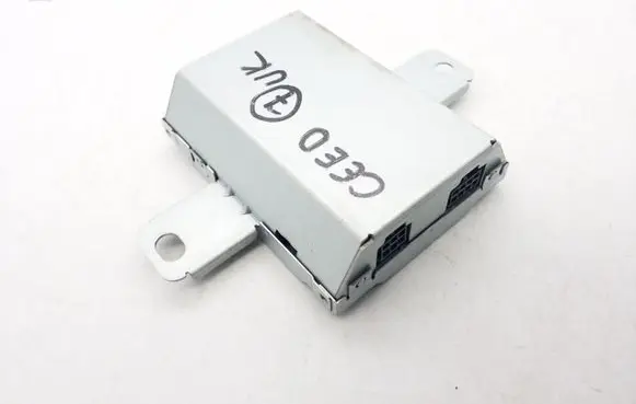 KIA Ceed USB socket connector 961201H500