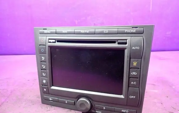 Ford Mondeo Mk III Radio/CD/DVD/GPS head unit 