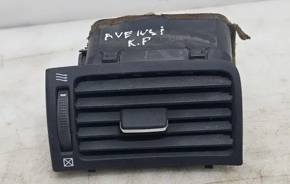 Toyota Avensis T250 Dashboard side air vent grill/cover trim 8518
