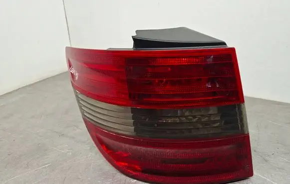 Mercedes-Benz B W245 Rear/tail lights A1698202564 A1698200377 2752