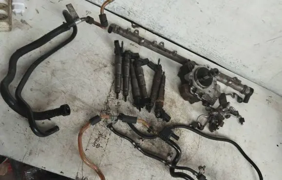 BMW X6 E71 Fuel injection system set 1353780696101 7799966109 780808902