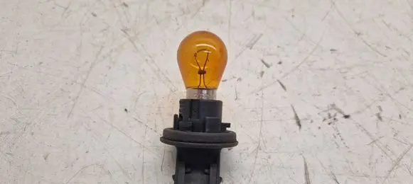 Volvo V70 Front indicator light 8662986