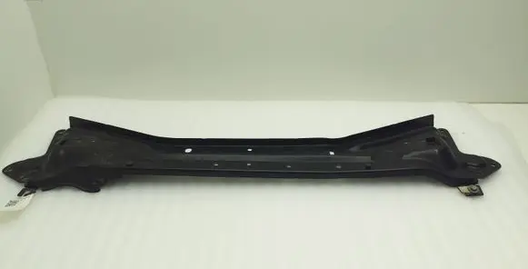 Mercedes-Benz CLS C219 Top upper radiator support slam panel