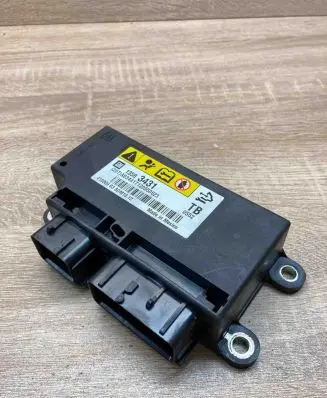 Opel Insignia A Airbag control unit/module 13583431