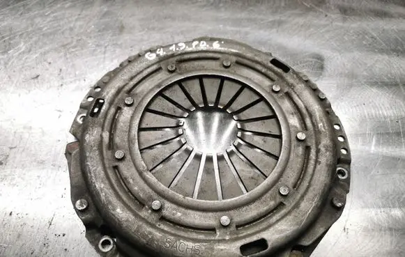 Volkswagen Golf IV Pressure plate 063082306503