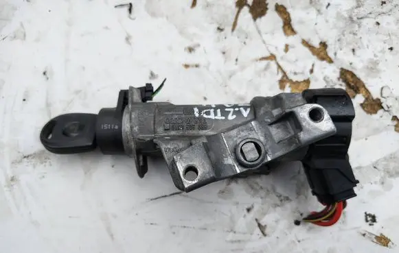 Seat Ibiza IV (6J,6P) Ignition lock 6R0905851D