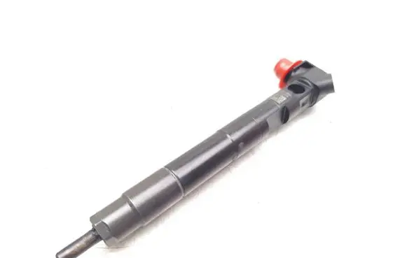 Mercedes-Benz GLA W156 Fuel injector A6510702387 28272472