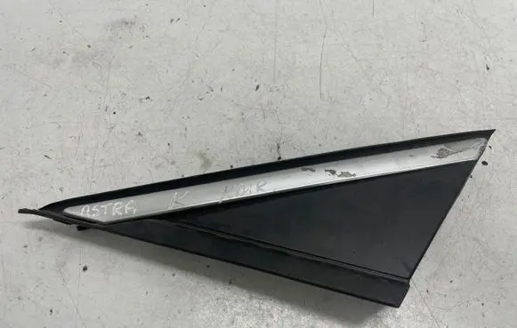 Opel Astra K Fender end trim 39041995