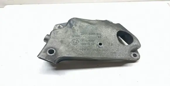 BMW 5 F10 F11 Engine mounting bracket 6781241 22116781241