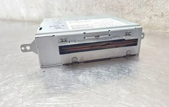 Volvo XC90 CD/DVD changer 31210422 30775675AA 60110060