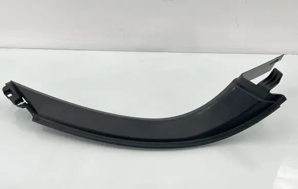 Tesla Model S Rear sill trim cover 100906500A