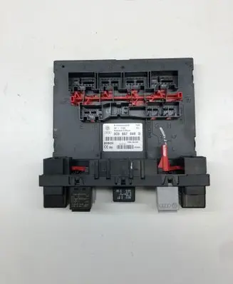 Volkswagen PASSAT B6 Comfort/convenience module 3C0937049D F005V00525
