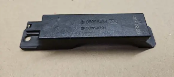 Chrysler Town u0026 Country V Keyless (KESSY) go control unit/module 05026444AA