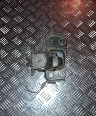 Toyota RAV 4 (XA30) Gearbox mounting bracket 2ad
