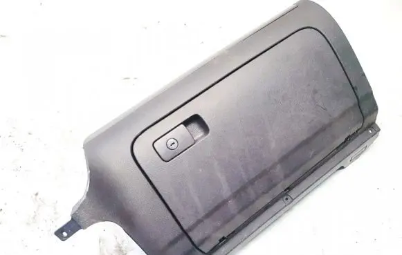Volkswagen Golf VI Glove box 1k1857135