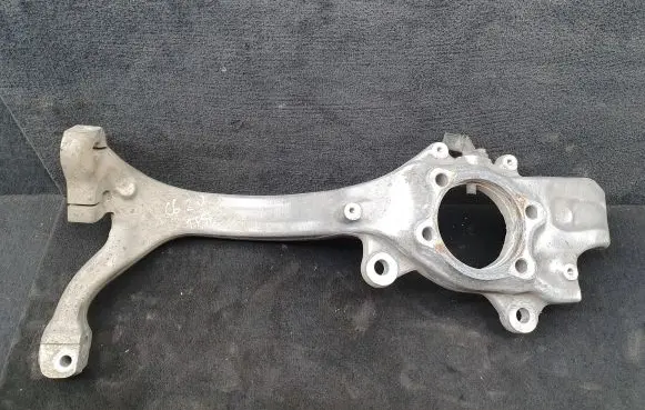 Audi A6 S6 C6 4F Front wheel hub 4F0407254G 4F0407254E