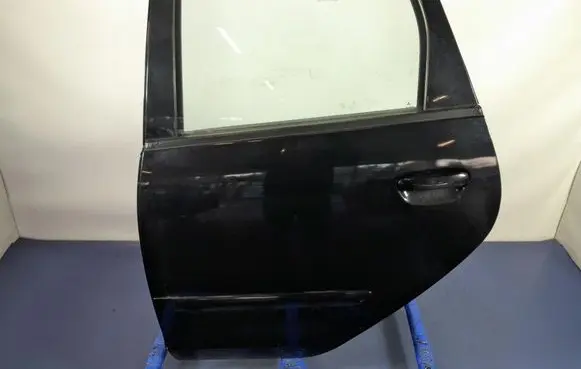 Mitsubishi Colt CZ3 Rear door 
