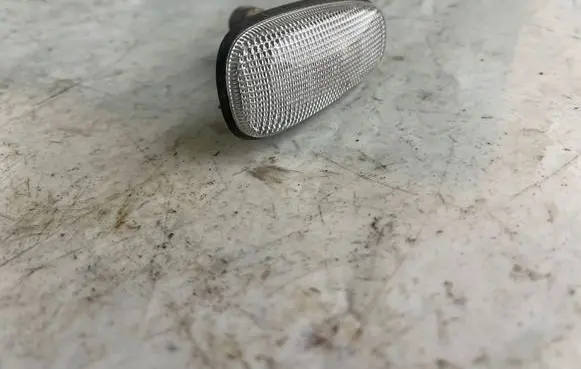 Opel Zafira A Front fender indicator light
