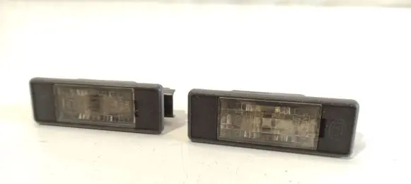 Citroen C5 Number plate light 153012
