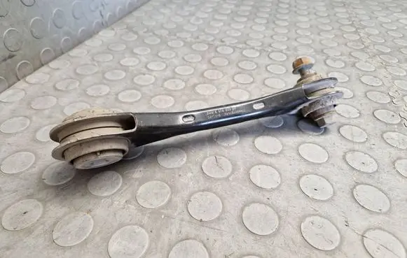 BMW 3 G20 G21 Rear upper control arm/wishbone 6878633
