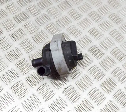 Jaguar I-Pace Electric auxiliary coolant/water pump J9D318D474AA J9D38501AA