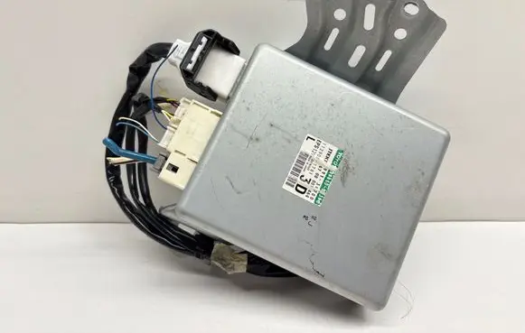 Toyota Auris 150 Power steering control unit/module 99136700 1129001781 6700001464