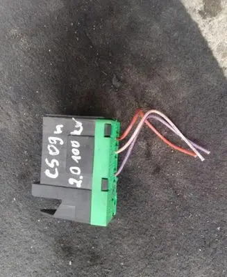 Citroen C5 Fuse module 9652935680