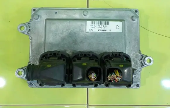 Honda Insight Engine control unit/module 37820RBJE67