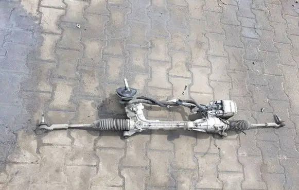 Volvo V40 Steering rack 31406159