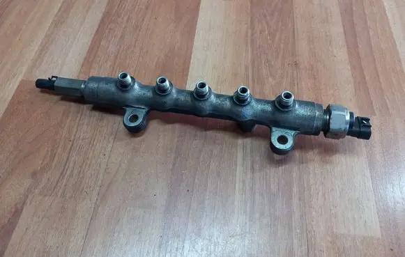 Mazda 6 Fuel main line pipe C1381 10KC1381