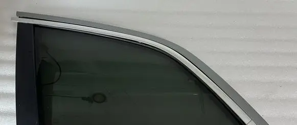 Audi Q7 4L Rear side window 4L0845299