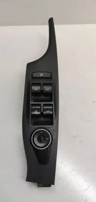 Hyundai i40 Electric window control switch 935703Z300 39R4911000 20137150247