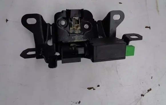 Volvo C30 Tailgate/trunk/boot lock/catch/latch