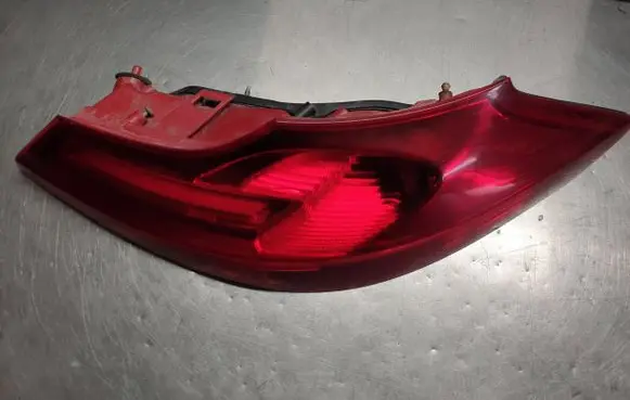 Ford Mondeo MK IV Rear/tail lights 00415V0101