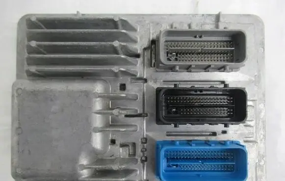 Opel Mokka Engine control unit/module ECU 12677619