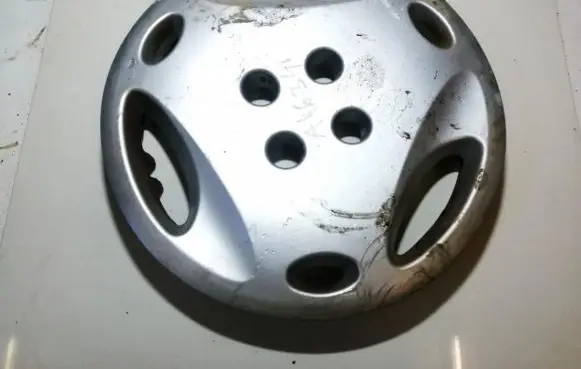 Renault Scenic I R14 wheel hub/cap/trim 7700834970
