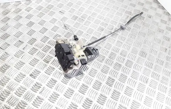 Skoda Superb B5 (3U) Front door lock 3B0837867