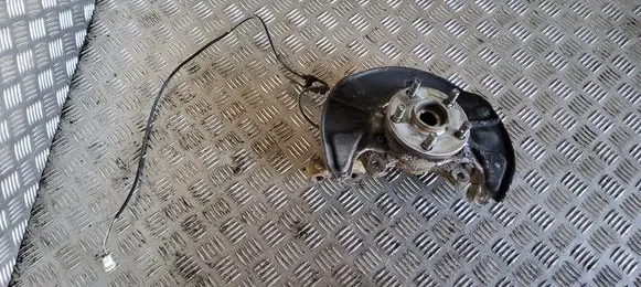 Toyota Avensis T250 Front wheel hub spindle knuckle