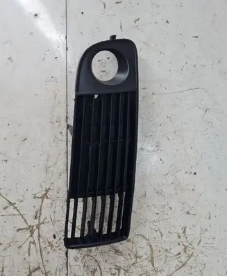 Audi A6 S6 C5 4B Front bumper lower grill 4B0807682H