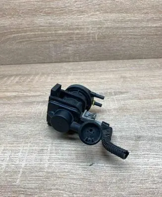 Saab 9-3 Ver2 Turbo solenoid valve 9128022 WITHCONNECTOR