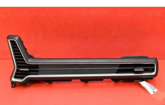 KIA Sportage Dashboard side air vent grill/cover trim 847M5R2000WK