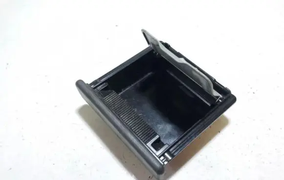Mitsubishi Colt Car ashtray