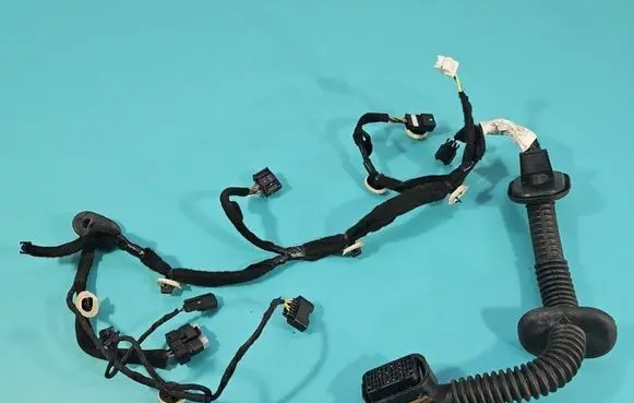 Renault Clio V Front door wiring loom 241257585R IMPRK1570689