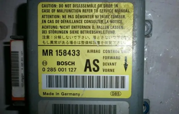 Mitsubishi Carisma Airbag control unit/module MR158433 0285001127