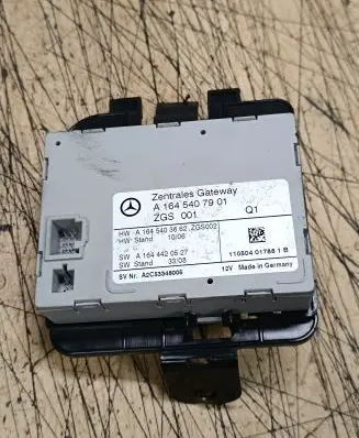 Mercedes-Benz ML W164 Gateway control module A1645407901
