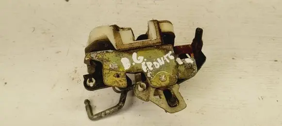 Opel Frontera B Rear door lock