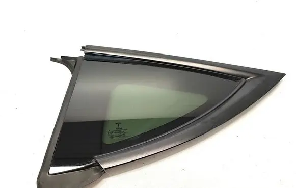 Tesla Model Y Rear side window 1621162-00-B